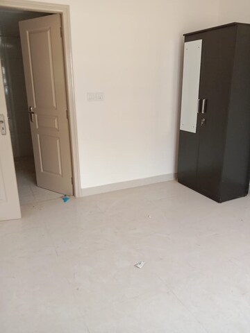 Room in 3 BHK Apartment at Concorde Epitome, Electronic City Phase ii – for Rent