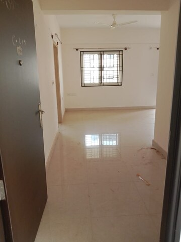 Room in 3 BHK Apartment at Concorde Epitome, Electronic City Phase ii – for Rent