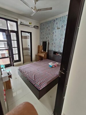 Bedroom in 2.5 BHK Builder Floor at Singla South City, Lohgarh – for Rent