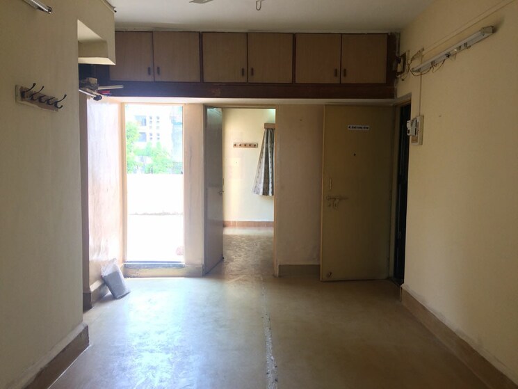 Room, wadgaon sheri 1 Bedroom 400 Sq.Ft. Apartment In Wadgaon Sheri Pune 9581940