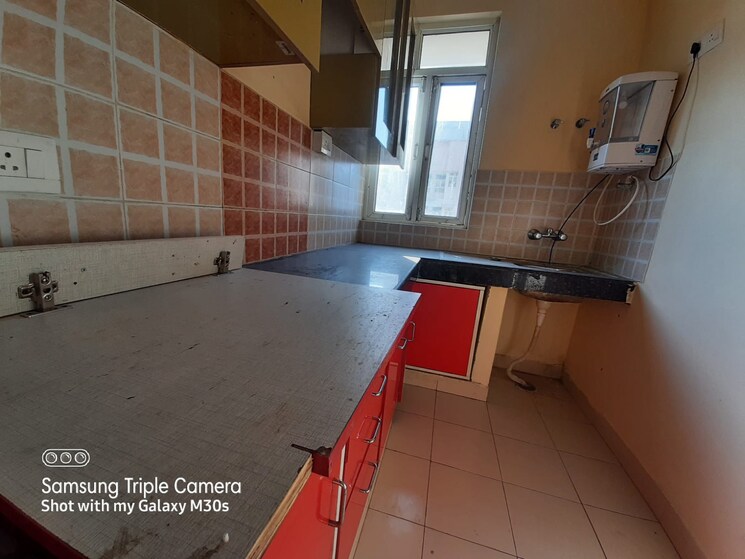 Kitchen, shree-vardhman-mantra 2 Bedroom 800 Sq.Ft. Apartment In Sector 67 Gurgaon 9581960