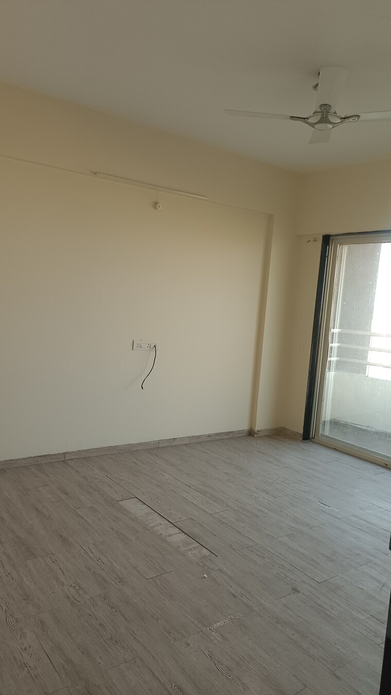 Room, ida scheme no 140 3 Bedroom 2500 Sq.Ft. Apartment In Ida Scheme No 140 Indore 9582012