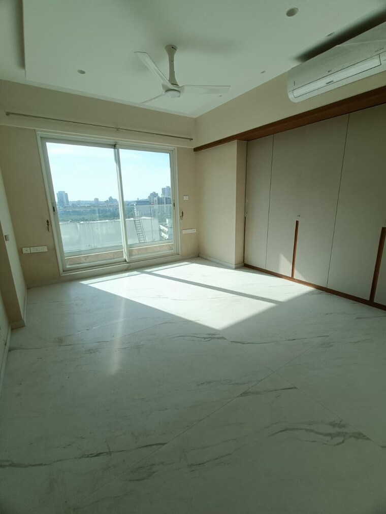 Room, andheri west 3 Bedroom 1600 Sq.Ft. Apartment In Andheri West Mumbai 9581983