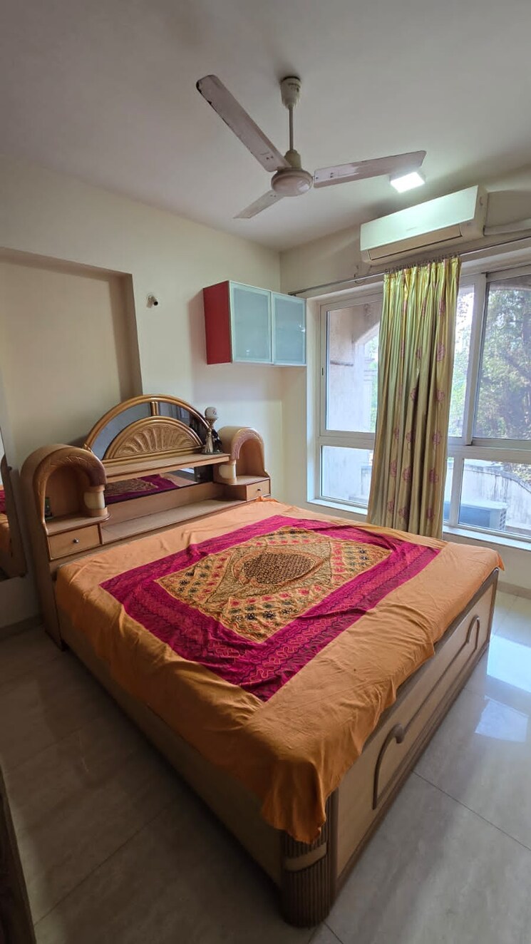 Bedroom, hiranandani-meadows 2.5 Bedroom 1260 Sq.Ft. Apartment In Manpada Thane 9582040
