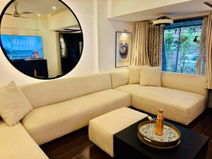 Furnished Amenities in 2 BHK Apartment at Hiranandani Meadows, Manpada – for Rent