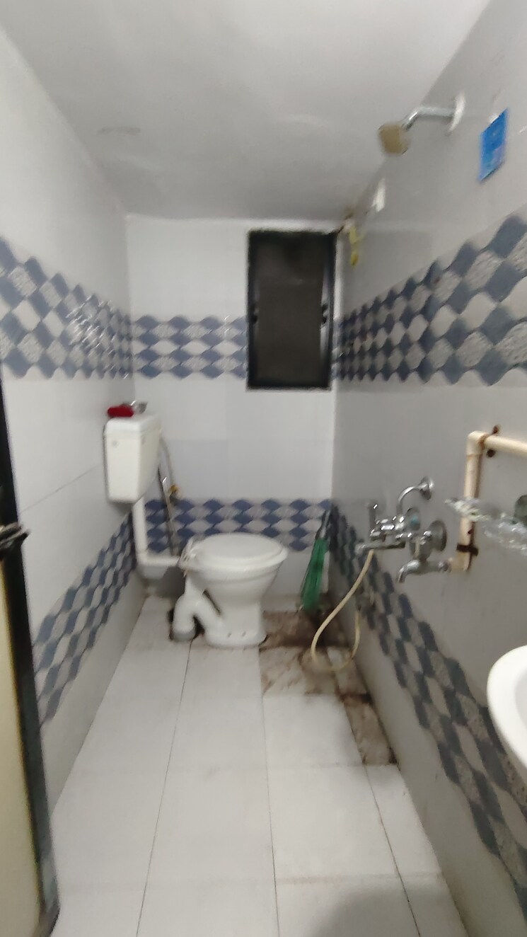 Attached Bathroom, om-sai-agrima-apartment 2 Bedroom 610 Sq.Ft. Apartment In Mulund East Mumbai 9582058