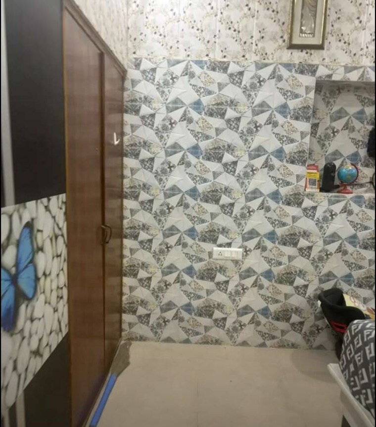 Room, lalbagh 3 Bedroom 1420 Sq.Ft. Apartment In Lalbagh Lucknow 9582057