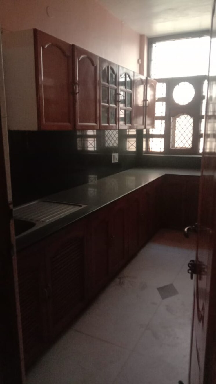 Kitchen, patel nagar 3 3 Bedroom 325 Sq.Ft. Builder Floor In Patel Nagar 3 Ghaziabad 9582063