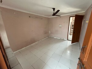 1.5 BHK Builder Floor For Rent in Narela