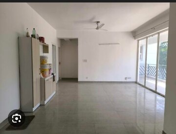 Room in 3 BHK Builder Floor at Puri Vip Floors, Sector 81 – for Rent