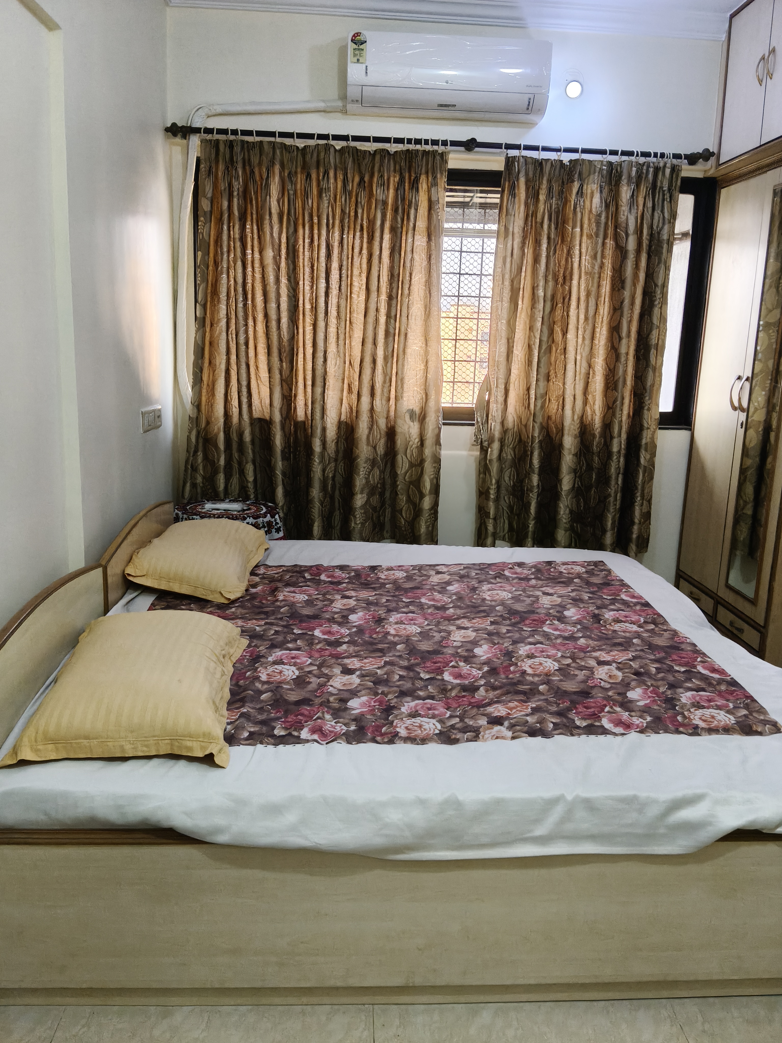 3 BHK Apartment For Rent in Silver Nook CHS