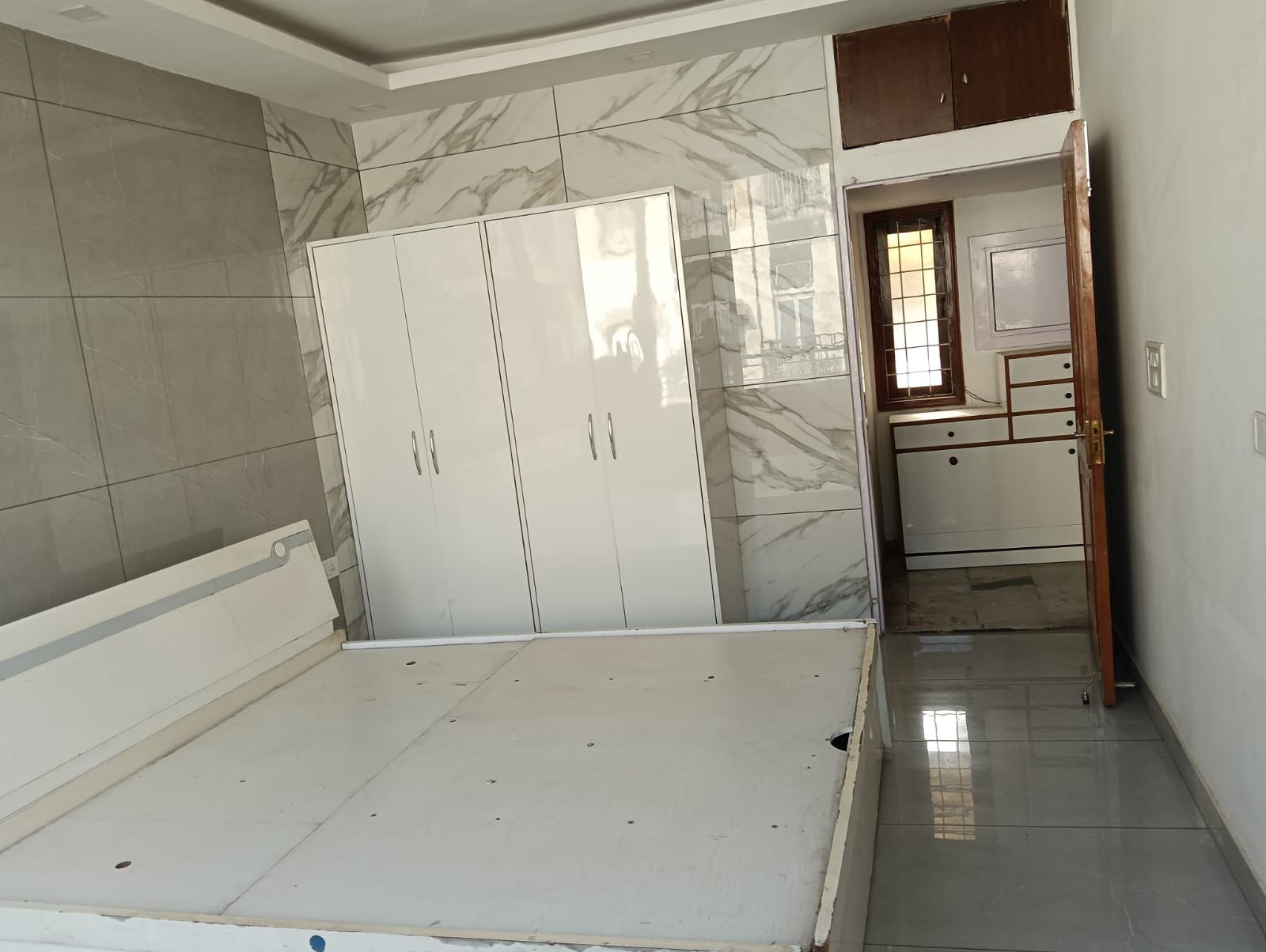 3 BHK + Pooja Room Apartment For Rent in Alakhnanda