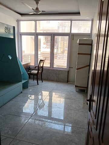 Living Room in 3 BHK Apartment at Greater Kailash ii – for Rent