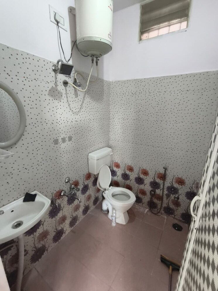 Bathroom, hosapalya 1 Bedroom 600 Sq.Ft. Apartment In Hosapalya Bangalore 9582074