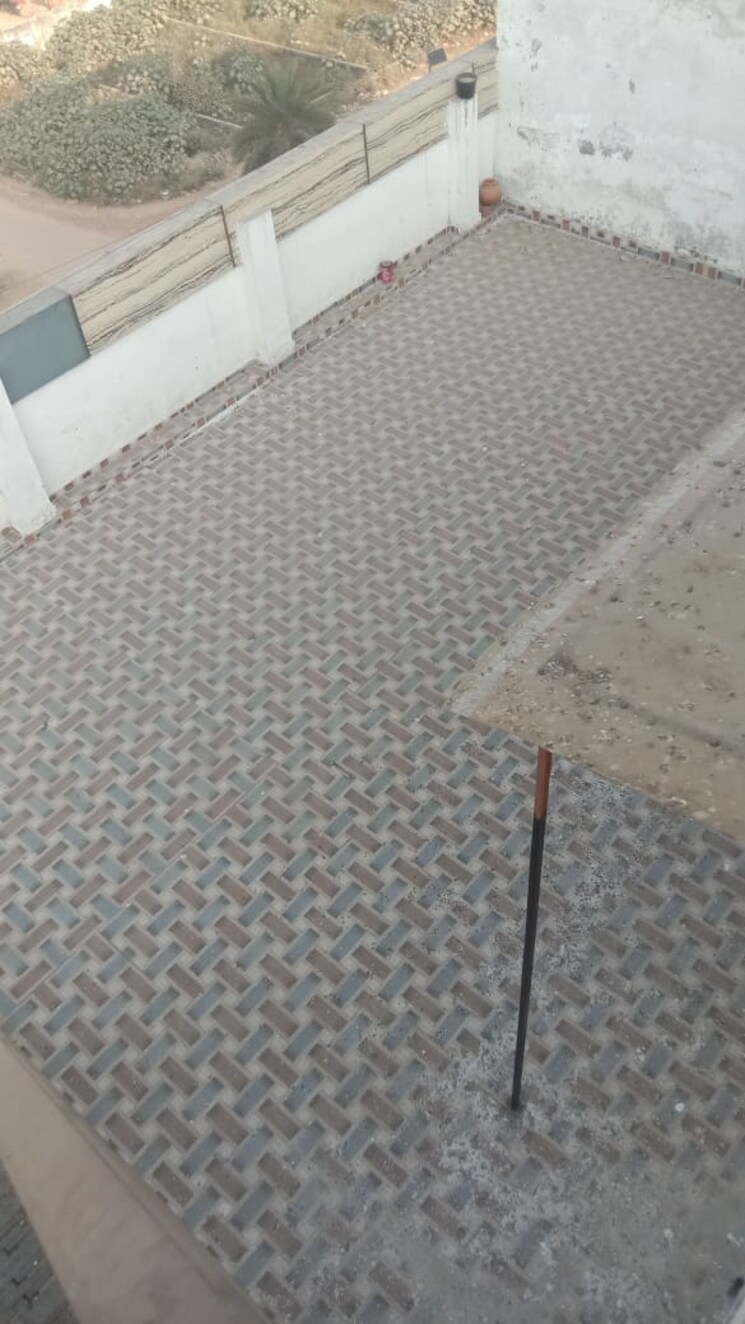 Bathroom, jaipuria-heritage 3 Bedroom 2200 Sq.Ft. Penthouse In Shahpur Bamheta Ghaziabad 9582105