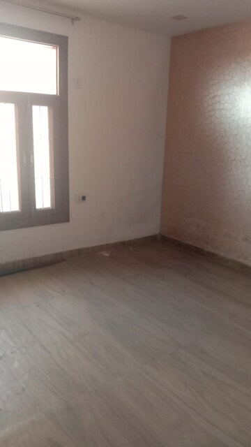 Room in 3 BHK Penthouse at Jaipuria Heritage, Shahpur Bamheta – for Sale