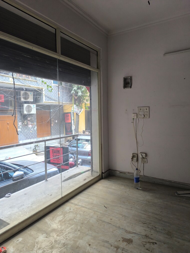 Floor Plan, dwarka Commercial Shop 300 Sq.Ft. In Dwarka Delhi 9582094