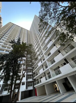 1 BHK Apartment For Sale in Sugee Atharva, Prabhadevi