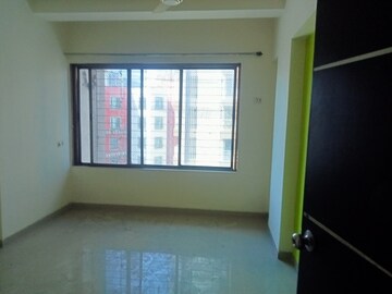 Room in 2 BHK Apartment at Strawberry Sandstone, Mira Road – for Rent