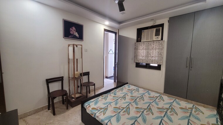 Bedroom, vivek vihar 3 Bedroom 1400 Sq.Ft. Builder Floor In Vivek Vihar Delhi 9582161