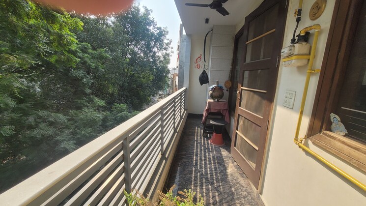 Balcony, vivek vihar 3 Bedroom 1400 Sq.Ft. Builder Floor In Vivek Vihar Delhi 9582161