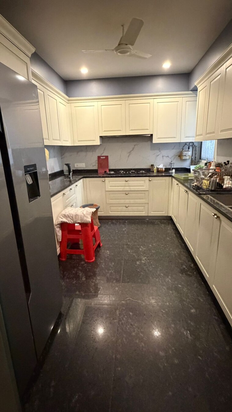 Kitchen, shivalik colony 2 Bedroom 1250 Sq.Ft. Builder Floor In Shivalik Colony Delhi 9582160