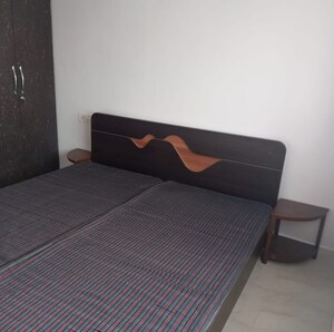  Pg For Rent in Vineet Khand