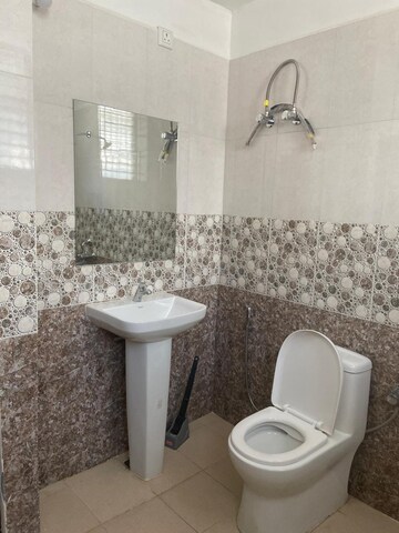 Bathroom in 3 BHK Villa at Electronic City – for Rent