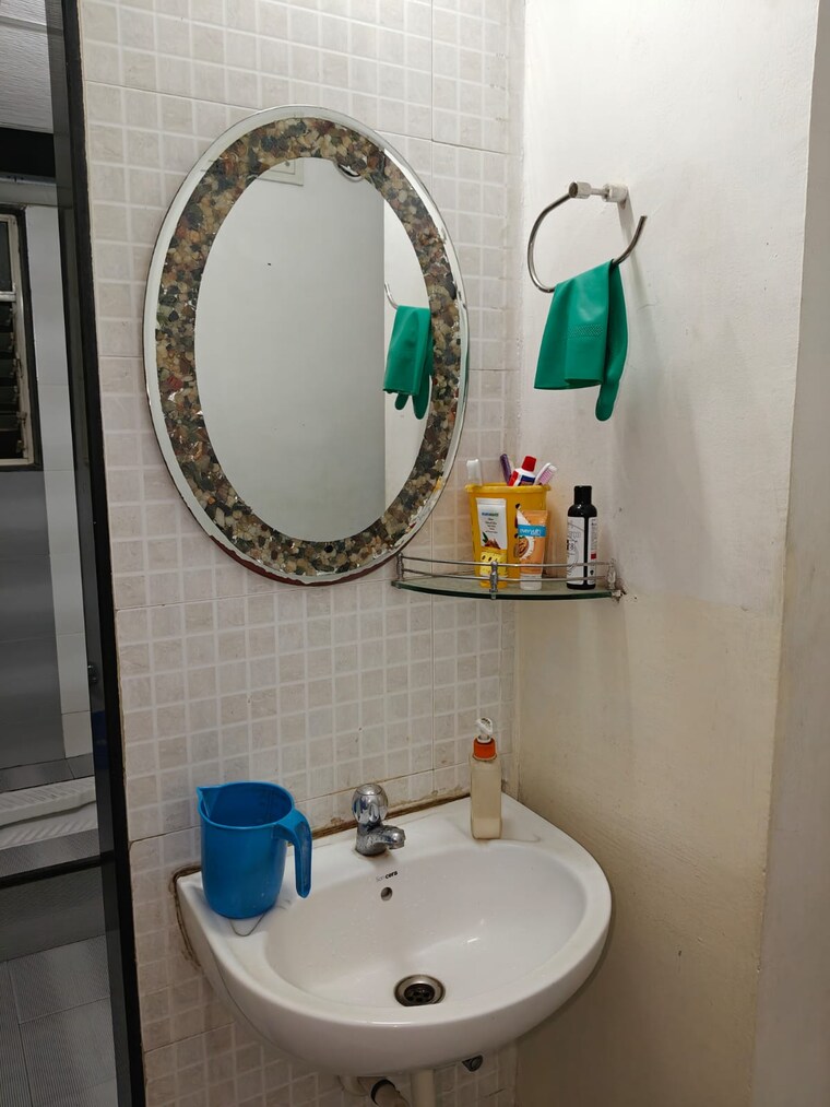 Bathroom, lohia-jain-megh-malhar-raga 2 Bedroom 914 Sq.Ft. Apartment In Bavdhan Pune 9582208