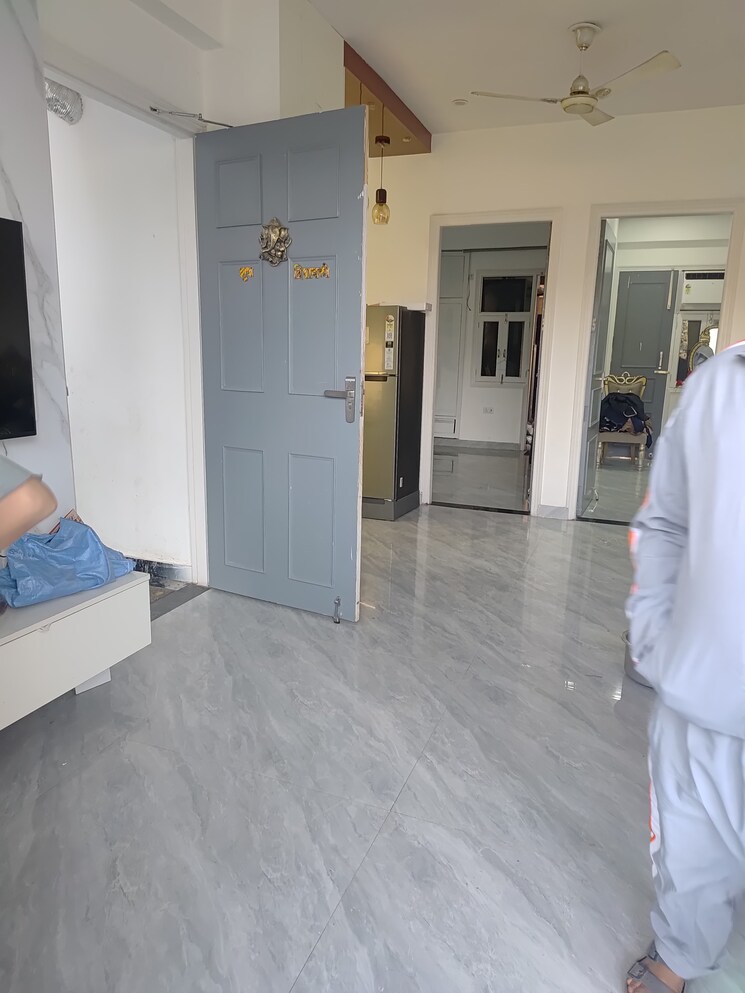 Bathroom, dhanya-niketan 2 Bedroom 130 Sq.Mt. Builder Floor In Sector 42 Noida 9582259