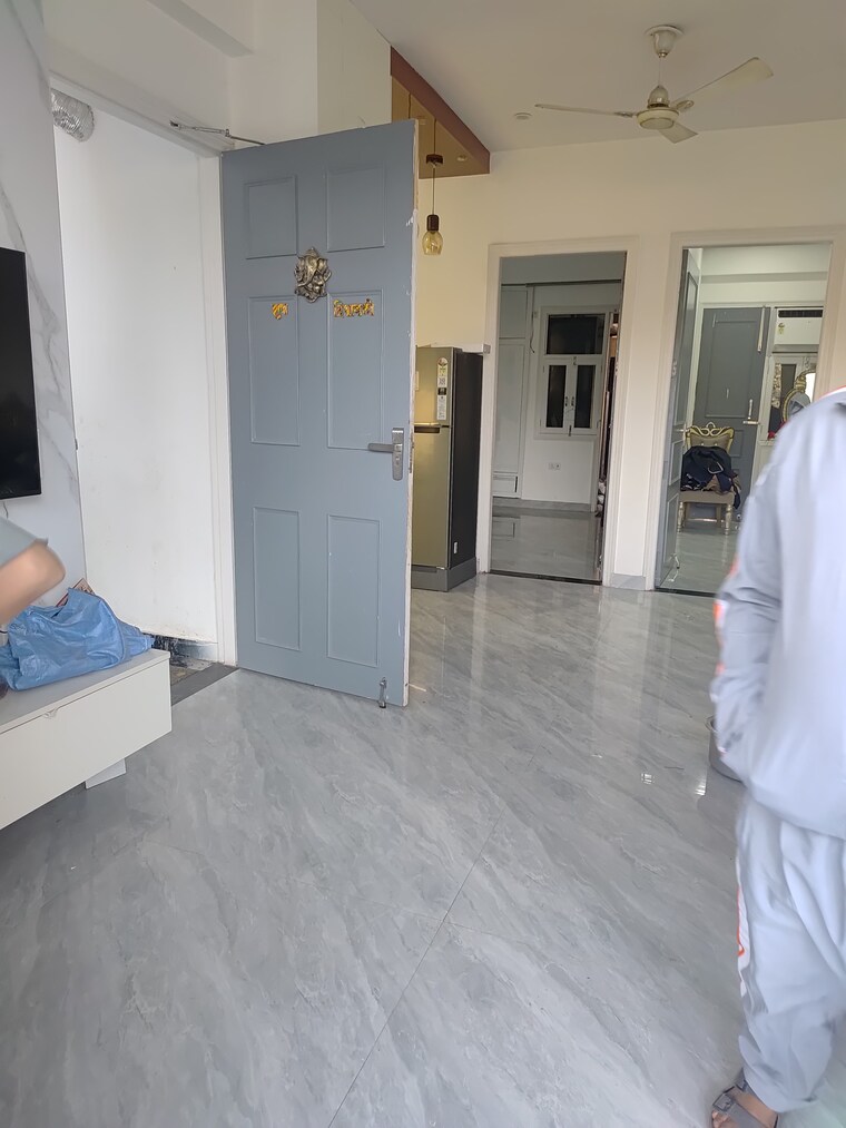 Bathroom, dhanya-niketan 2 Bedroom 130 Sq.Mt. Builder Floor In Sector 42 Noida 9582259