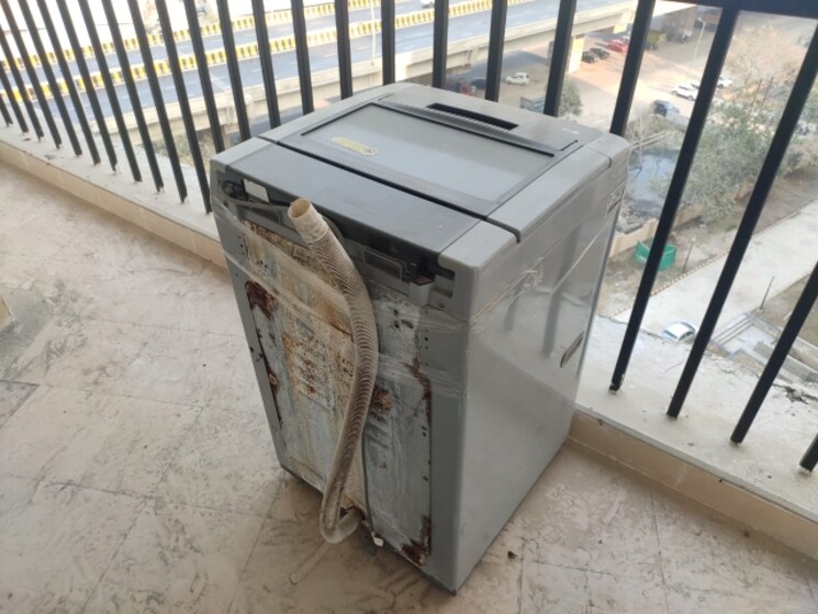 Balcony, amrapali-heartbeat-city 1 RK 1575 Sq.Ft. Apartment In Sector 107 Noida 9582247