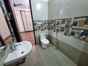 Room in  Pg at Gomti Nagar – for Rent