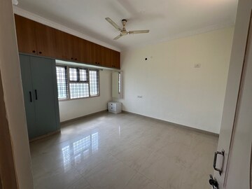 Room in 3 BHK Apartment at PJR Enclave, Miyapur – for Rent