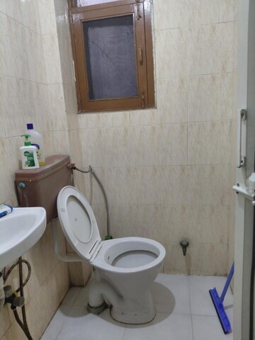 2 BHK Apartment For Rent in Jaypee Greens Kosmos, Sector 134