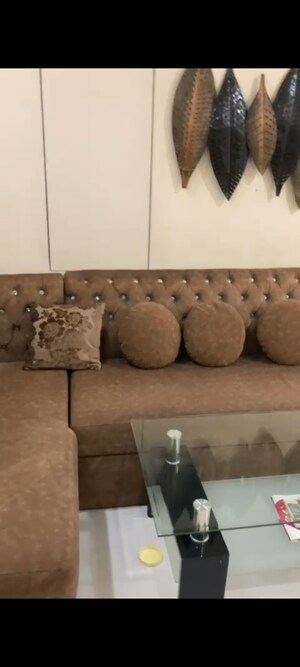 Furnished Amenities in 2 BHK Apartment at Goregaon West View CHS, Goregaon West – for Rent