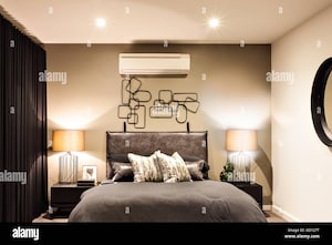 Room in Studio Apartment at Mantri Serene, Goregaon East – for Rent