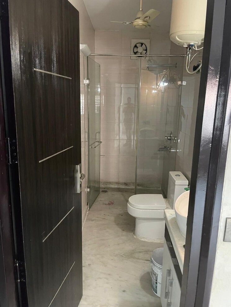 undefined, greater kailash 3 Bedroom 2000 Sq.Ft. Builder Floor In Greater Kailash Delhi 9582352