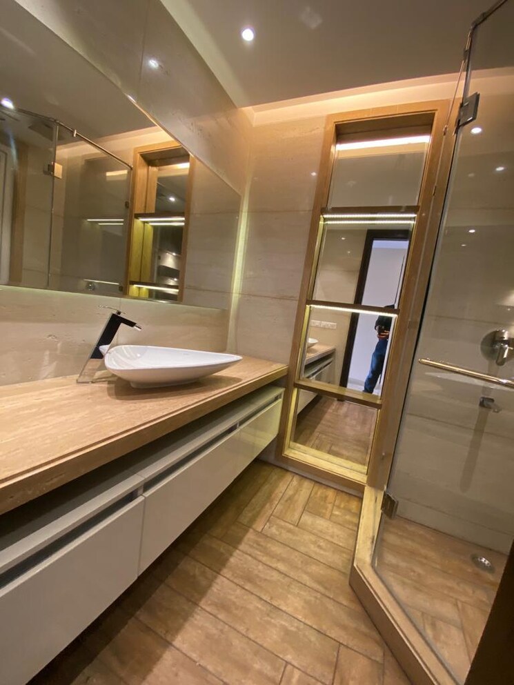 Kitchen, greater kailash 3 Bedroom 2000 Sq.Ft. Builder Floor In Greater Kailash Delhi 9582352