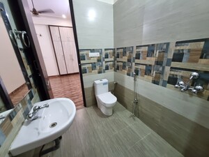 Room in  Pg at Gomti Nagar – for Rent