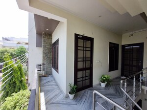  Pg For Rent in Gomti Nagar