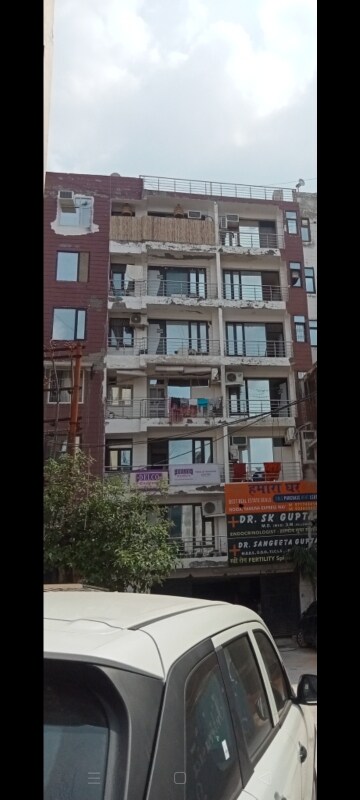 1 BHK Builder Floor For Rent in Bliss Heights, Sector 104