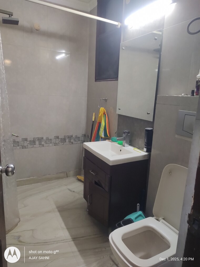 Team Area, mehrauli 3 Bedroom 1200 Sq.Ft. Builder Floor In Mehrauli Delhi 9582379