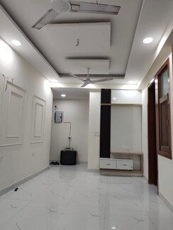 2 BHK Builder Floor For Sale in Sapphire Tower