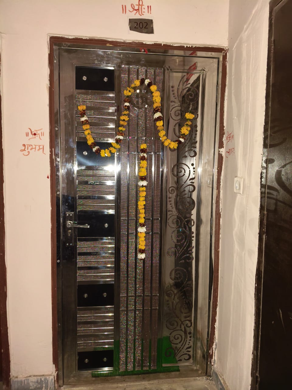 4 BHK 2035 Sq.Ft. Apartment in Omkar Royal Nest