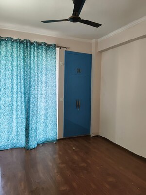 Room in 4 BHK Apartment at Omkar Royal Nest, Tech Zone 4 Greater Noida – for Rent