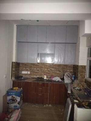 Kitchen in 2.5 BHK Apartment at Amrapali O2 Valley, Tech Zone 4 Greater Noida – for Rent