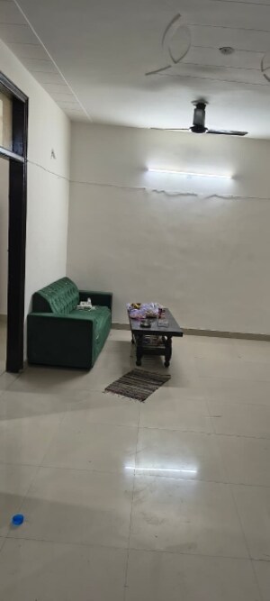 Living Room in 2 BHK Builder Floor at Bliss Heights, Sector 104 – for Rent