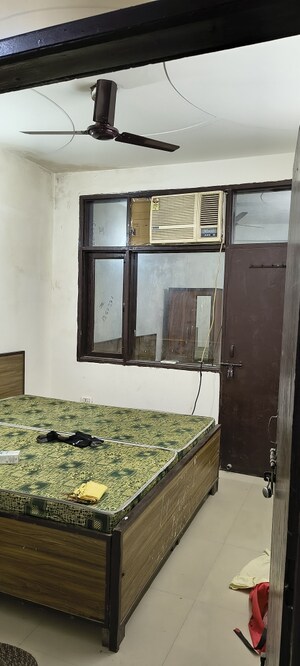 Room in 2 BHK Builder Floor at Bliss Heights, Sector 104 – for Rent