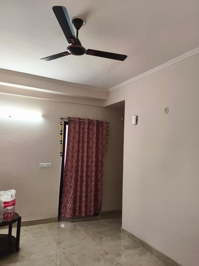 Bedroom, amrapali-terrace-homes 2.5 Bedroom 995 Sq.Ft. Apartment In Tech Zone 4 Greater Noida Greater Noida 9582412